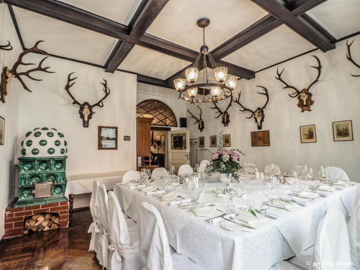 Hotel Drei Hasen Mariazell Exterior photo