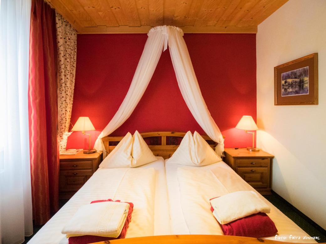Hotel Drei Hasen Mariazell Room photo
